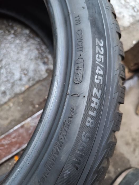 Anvelope 225 45 r18 iarna kumho dot 2023