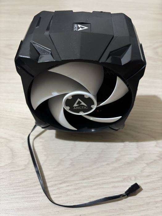 Cooler Arctic Freezer 7 X