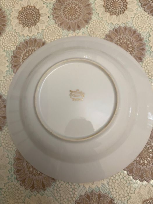 Продаются тарелки суповые