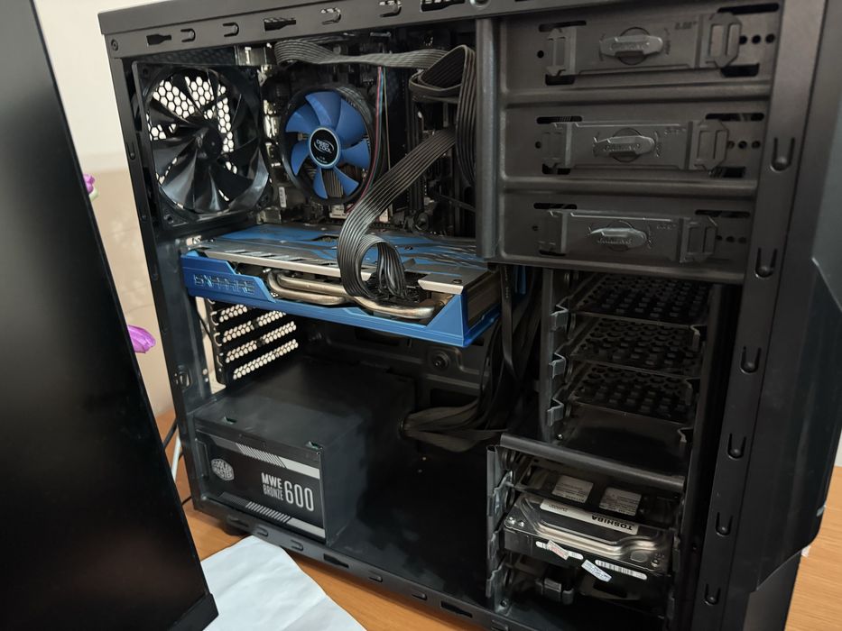 Кейс + монитор i3 10100F