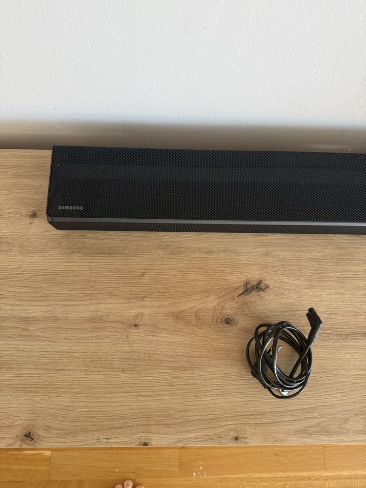 Soundbar HW-C450/EN, 2.1, 300W, Dolby, Subwoofer inclus Samsung