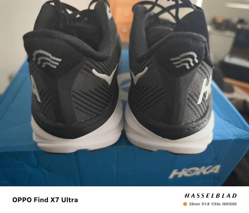 Hoka Clifton 9 marimea 42(26.5cm)