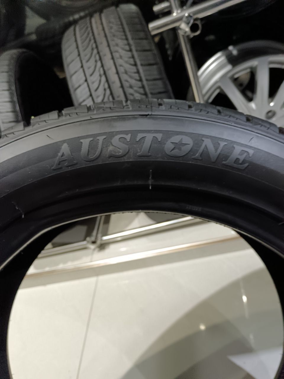 Balon shina AUSTONE SP-401 235/55R19