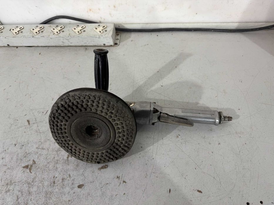 Полираща пневматична машина