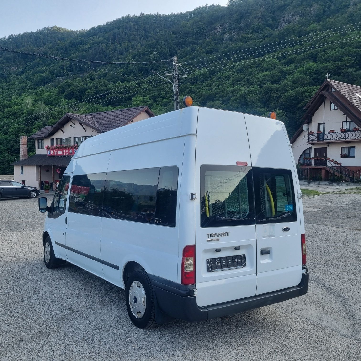 Vand ford transit maxi llong .2.2 tdi 9 locuri euro5..klima full.top