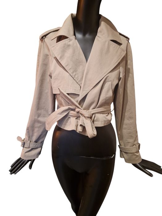 Trench Bershka  femei