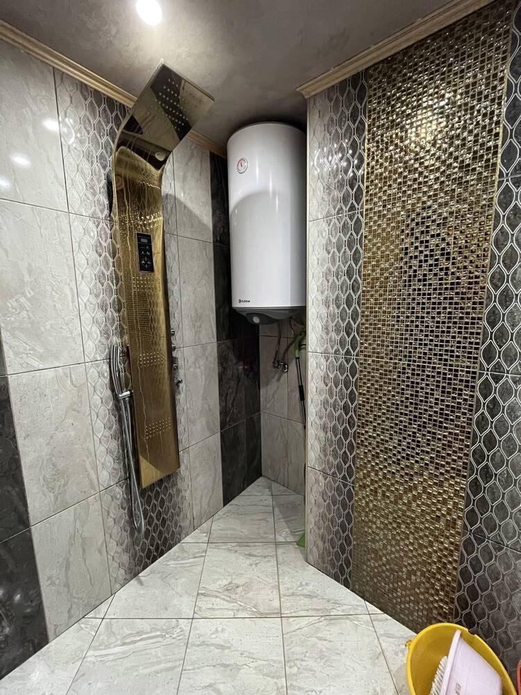 Продава се Тристаен апартамент в Бургас, Меден рудник - зона В - 90 кв.м за 2212 €/кв.м - Снимка #9