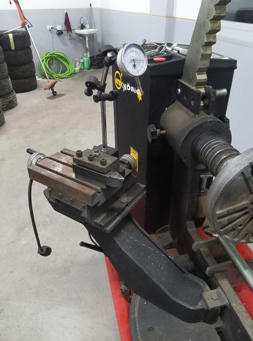 Машина за изправяне на Алуминиеви джанти