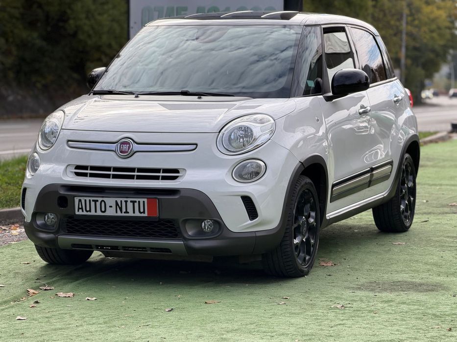 Fiat 500L Fiat 500L și în RATE