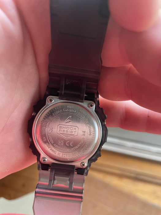 Ceas barbatesc Casio G-Shock DW-B5600G-1ER Bluetooth