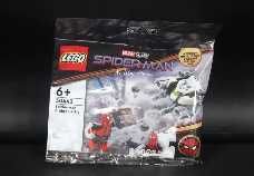 LEGO Super Heroes Lupta pe pod cu Spider-Man (30443)