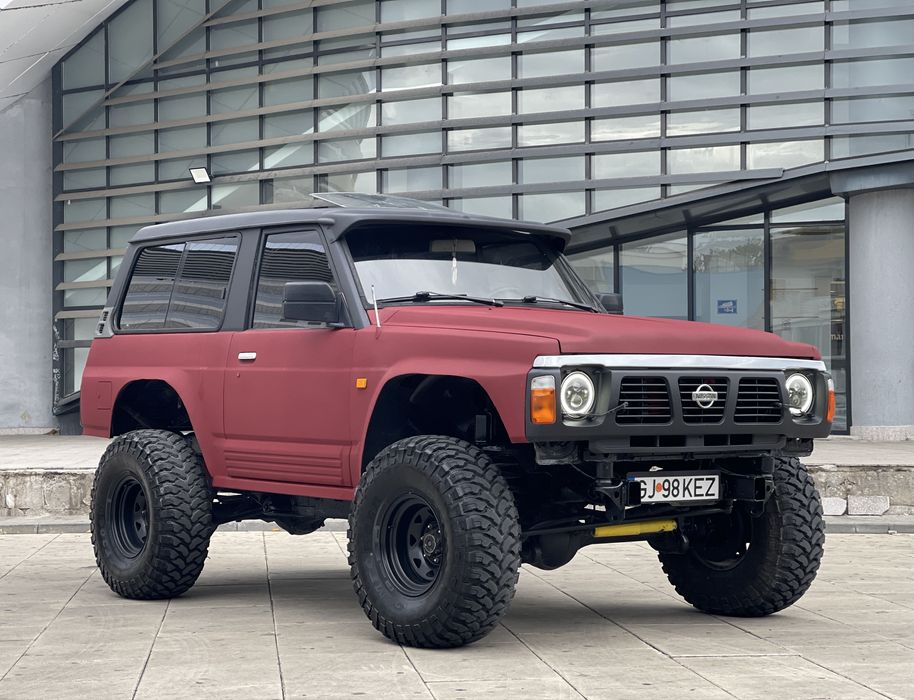 Nissan Patrol Y60 Autoutilitară
