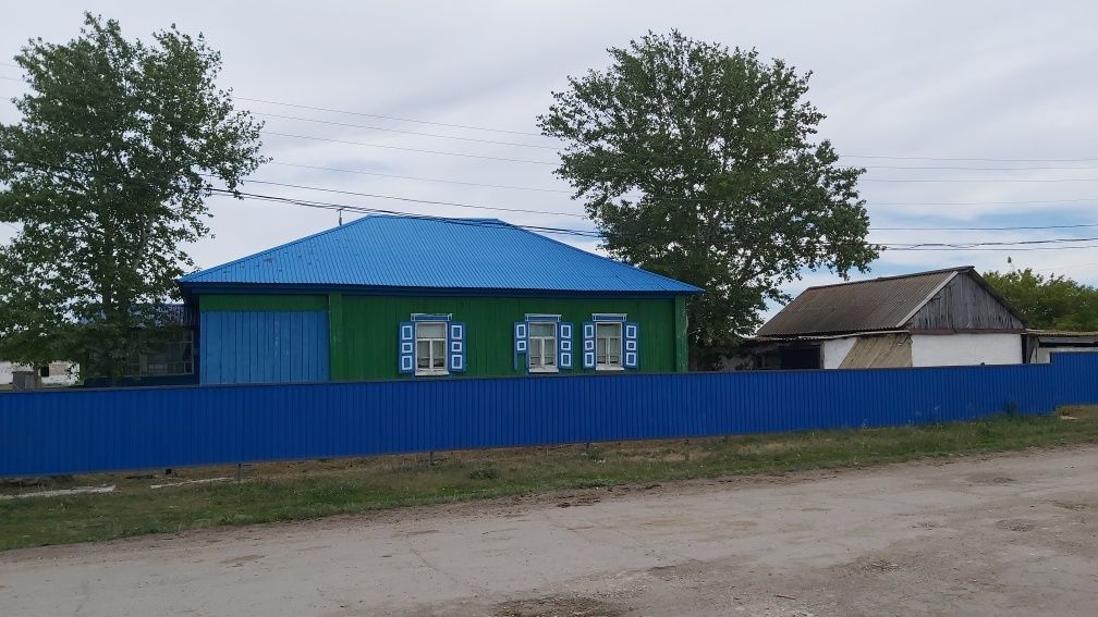 Продам  дом в селе "Кызылсая" от Кокшетау 50 км! Есть торг.