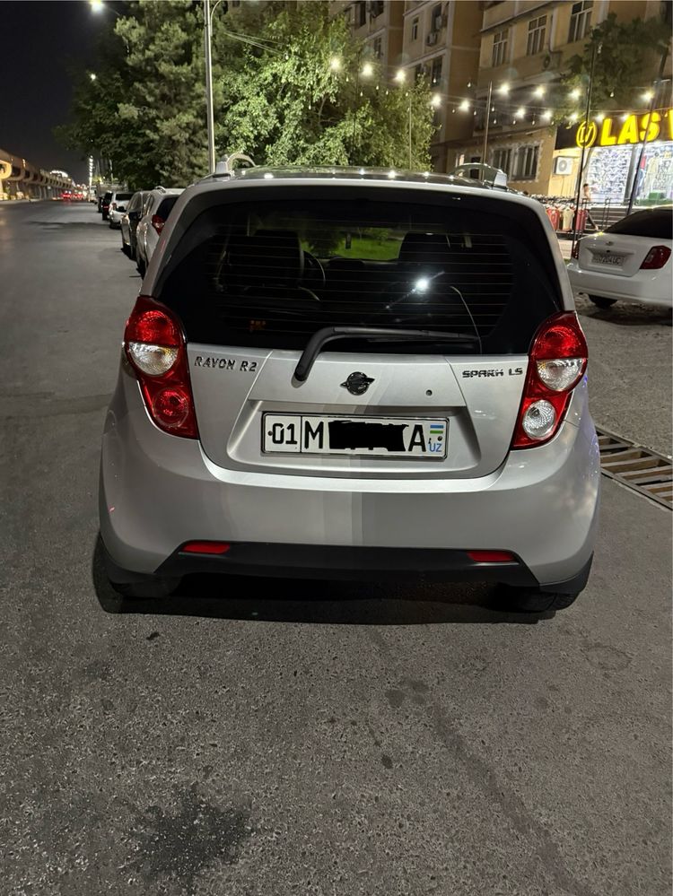 Spark Mexanika Ravon R2
