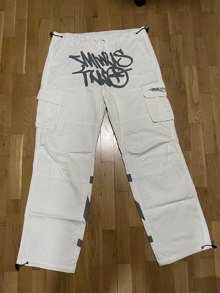 MINUS TWO cargo панталони