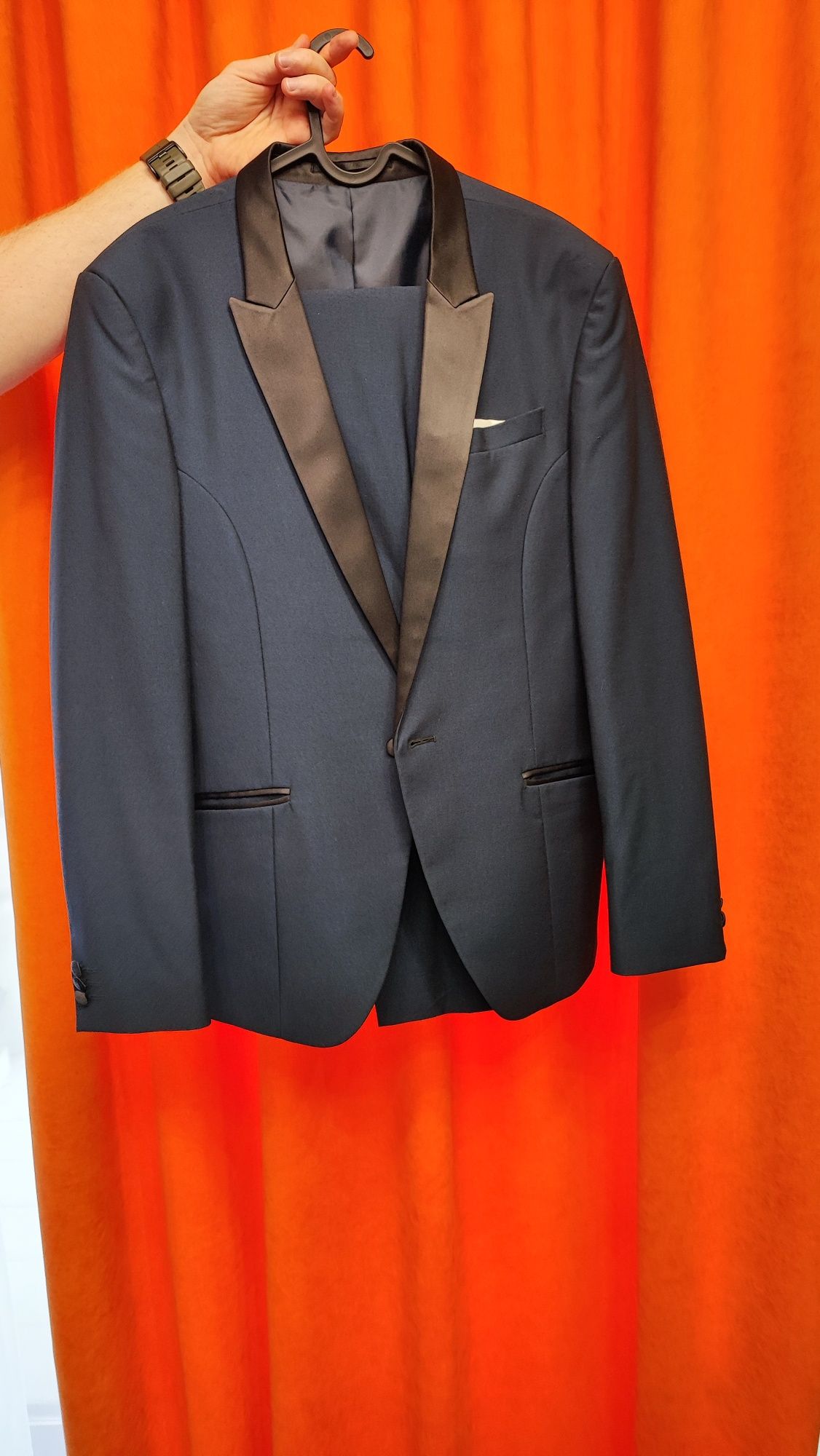 Costum mire EXPRESIV, marime 50 slim, culoare bleumarin, purtat o data