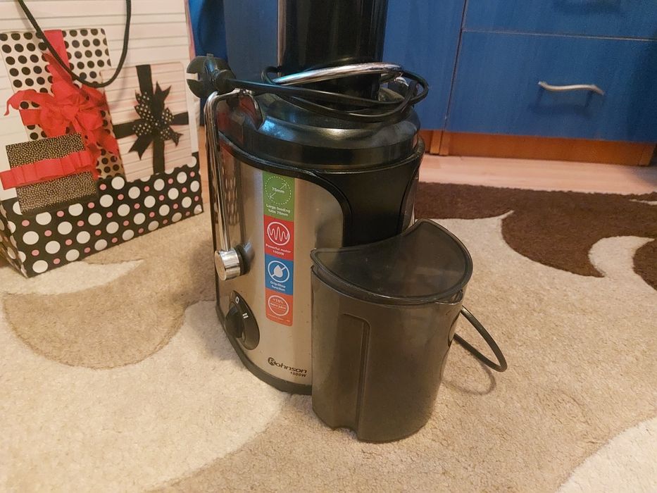 Storcător de fructe