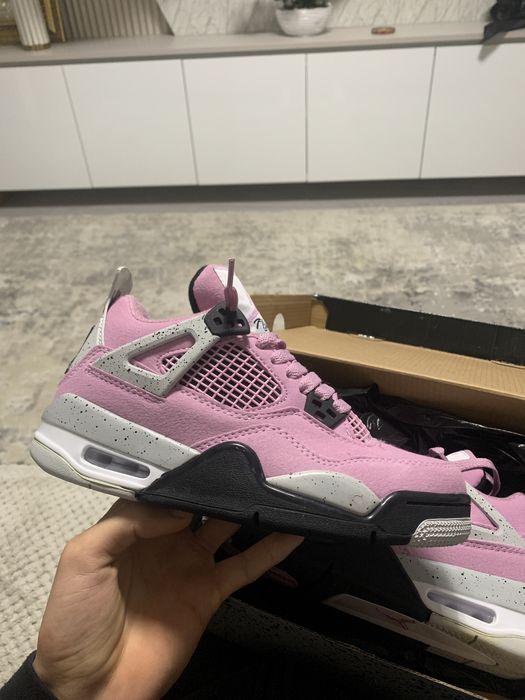 Jordan 4 retro orchid