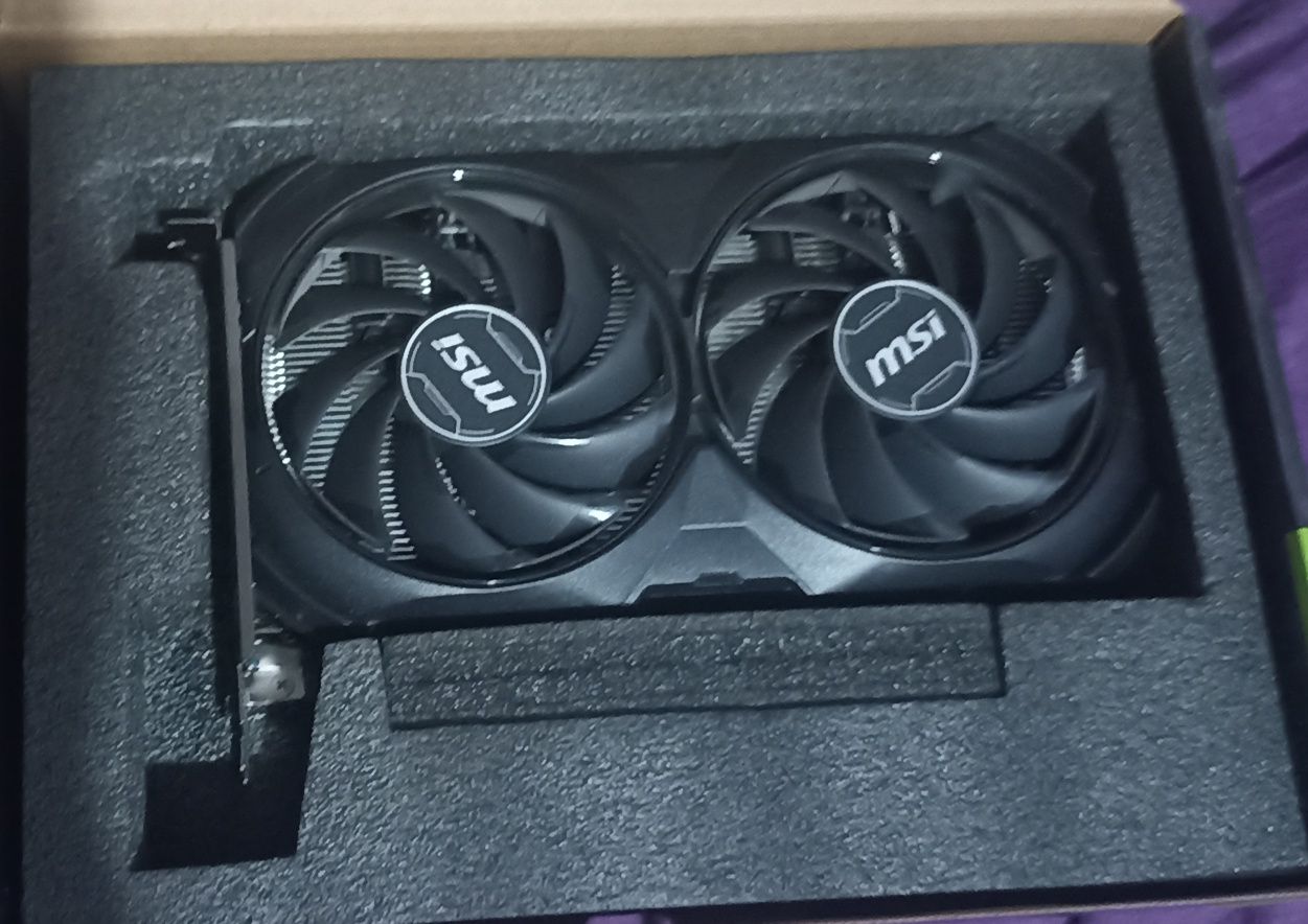 RTX 4060TI с коробкой