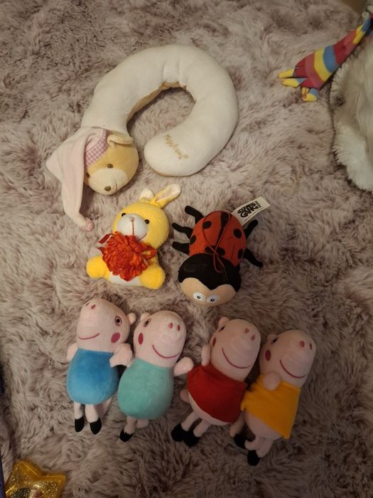 Играчки(плюшени и други)