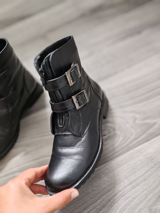 Ghete/adidași de vanzare