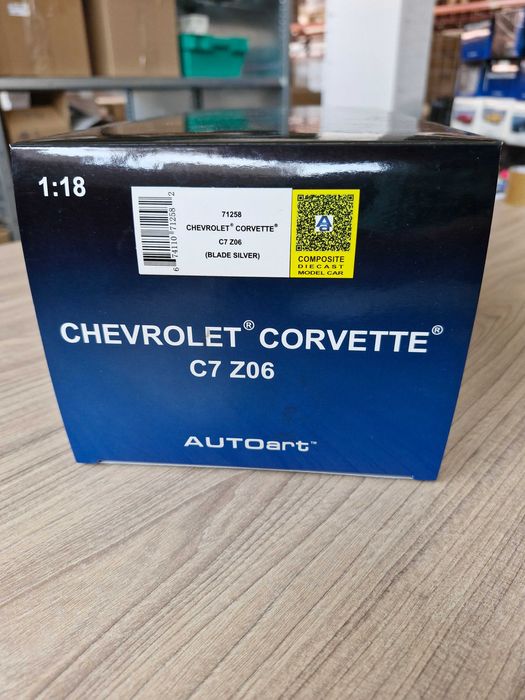 AutoArt Chevrolet Corvette C7Z06 1/18