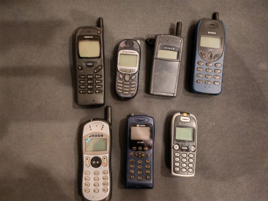 Telefoane vechi vitange