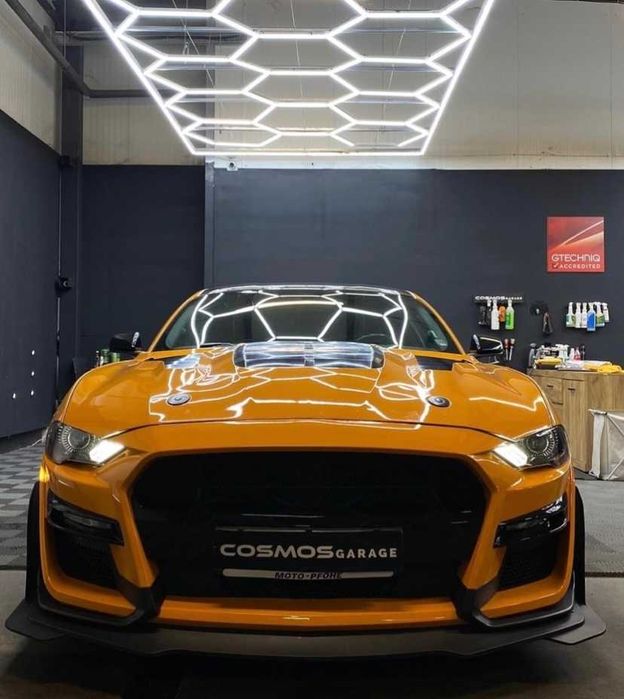 Кола под наем – Ford Mustang GT 5.0 за сватби, балове и събития