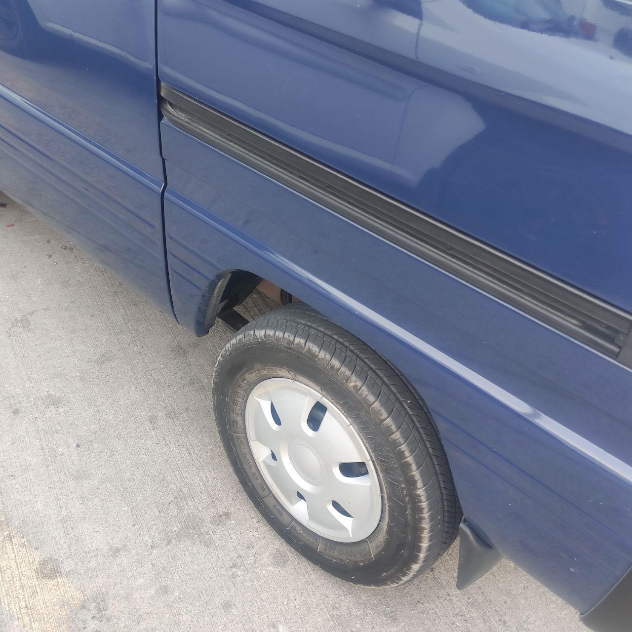 Damas srochna sotuladi