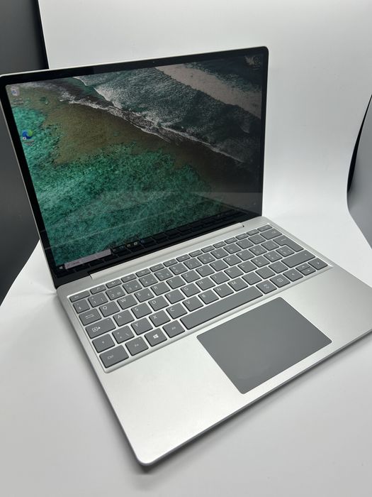 Microsoft Surface Laptop GO - i5 - 256Gb - 8Gb Ram + Garantie