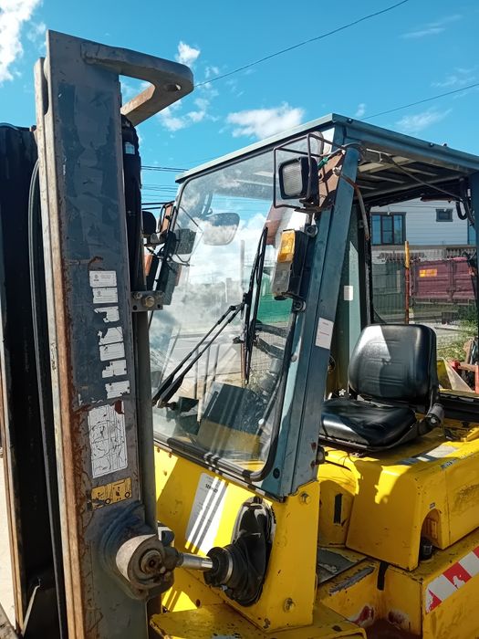 Stivuitor 2 tone diesel Nissan translatie