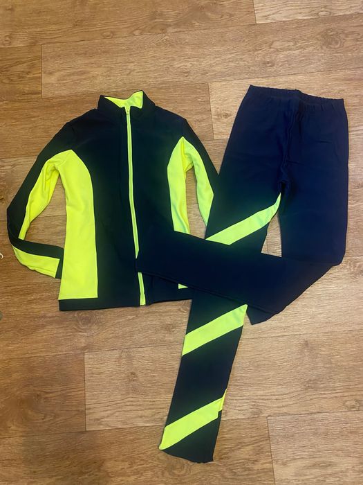 Костюм для фигурного катания, 134 рост,  платья, новые и др одежда