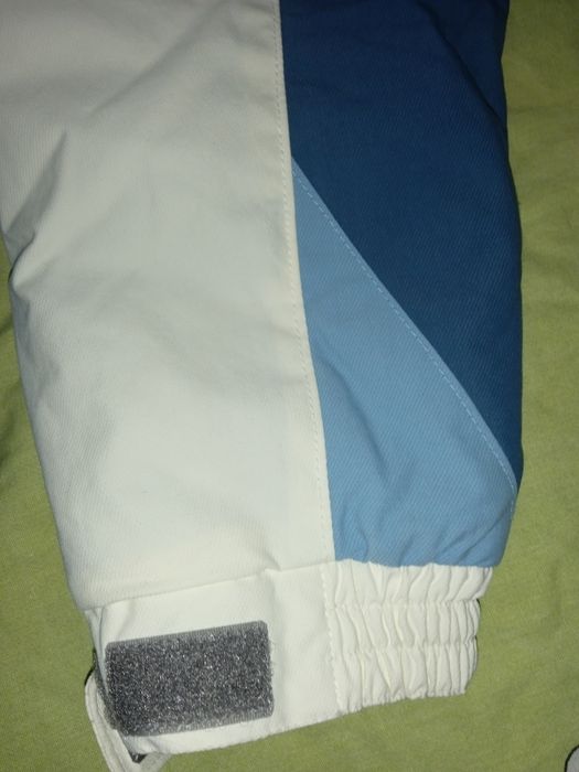 Ново зимно яке, с етикет.