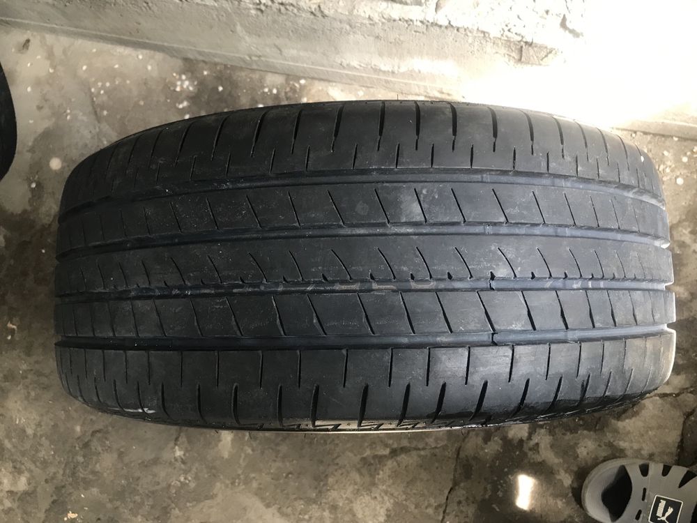 Покрышки 235/45 R18