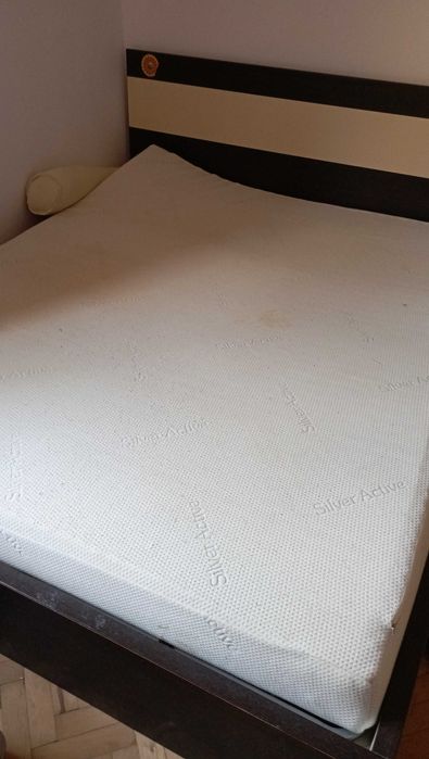 Спалня с матрак 160/190