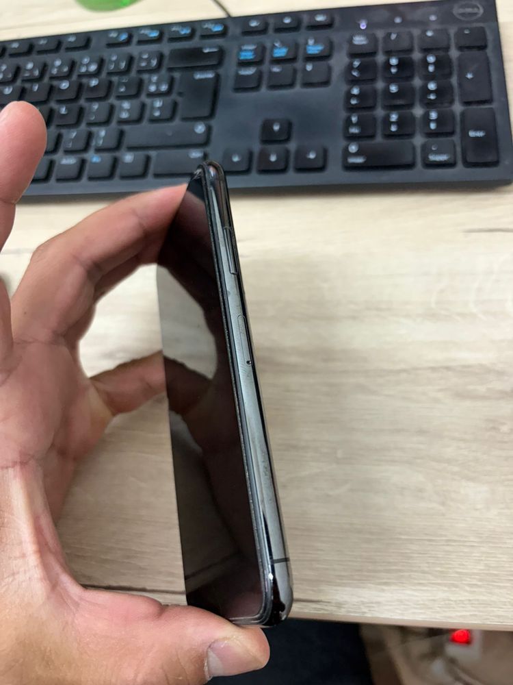 Черен black iphone Xs