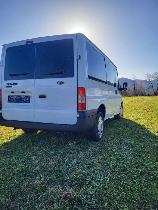 Ford Transit 8+1