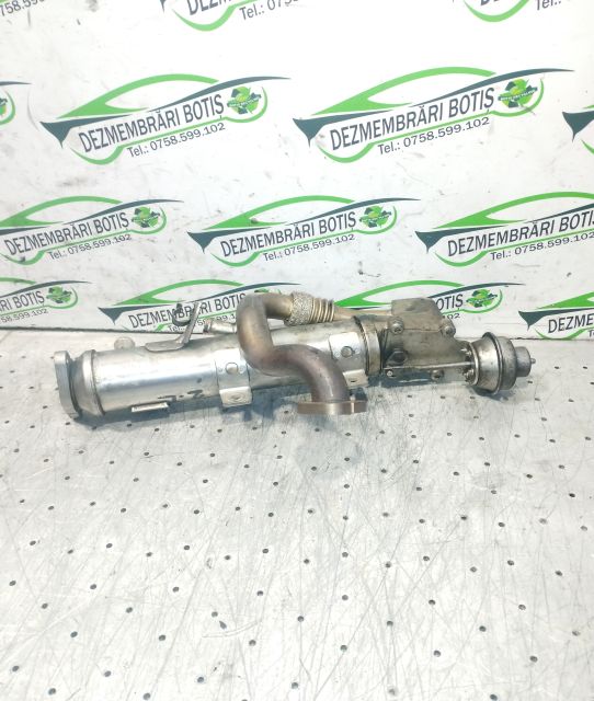 Racitor gaze 03L131512AH Audi A4 B8/8K seria Sedan 4-usi 2.0 TDI MT (