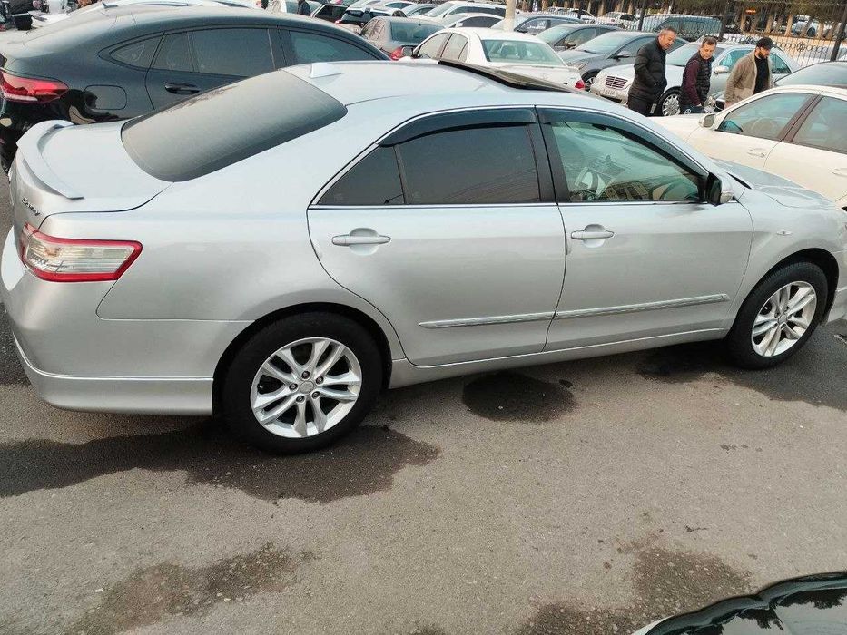 Продаётся Toyota Camry 40
