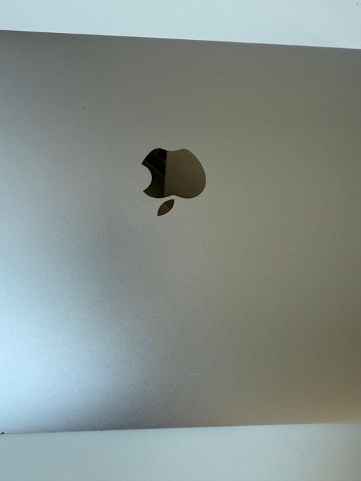 MacBook Air 13” (2019)