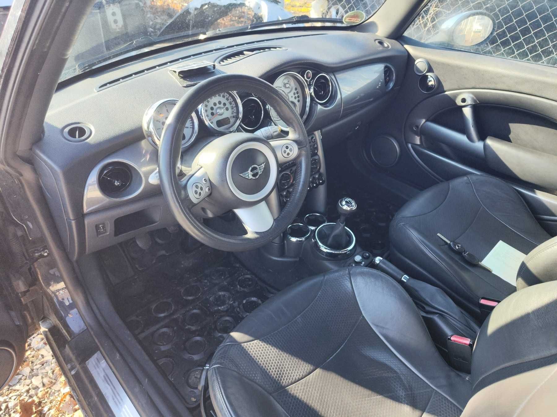 Mini Cooper R50 на части мини купър