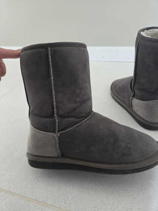 Ватирани ботушки/апрески Graceland