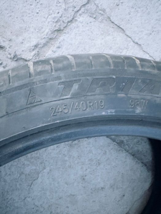 245/40/19 авто шины