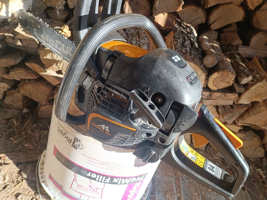 husqvarna 440 facuta de mcculok identik