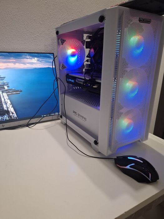 Calculator gaming  cu i7 si video dedicat  4 gb , 16 g ram