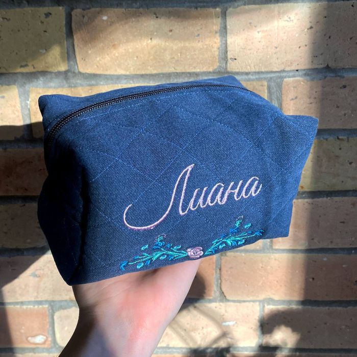 Косметичка с вышивкой