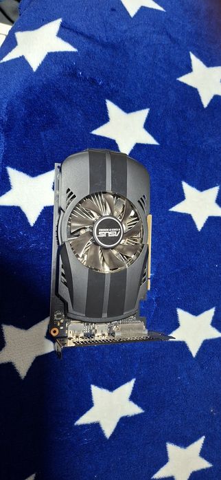 Vând placa video NVIDIA GTX 1050ti