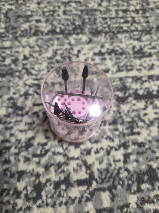 De vanzare produse unghii