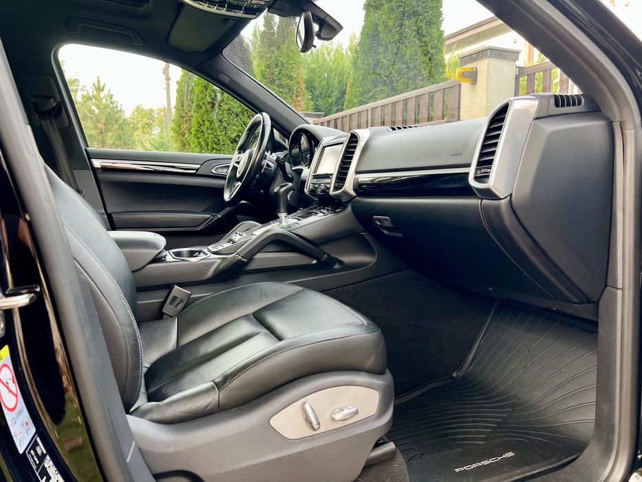 • Porsche Cayenne S / Model Facelift / 3.0 Diesel / 260 CP / EURO 6 •