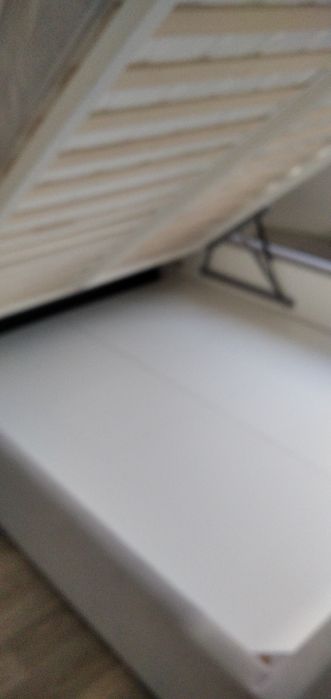 Продам кровать новый